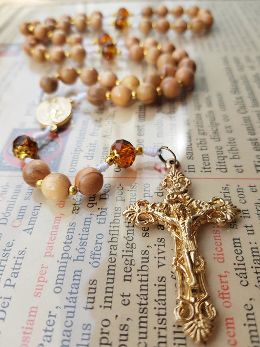 Rosenkranz Olivenholzperlen mit Glasschliffperlen bernstein