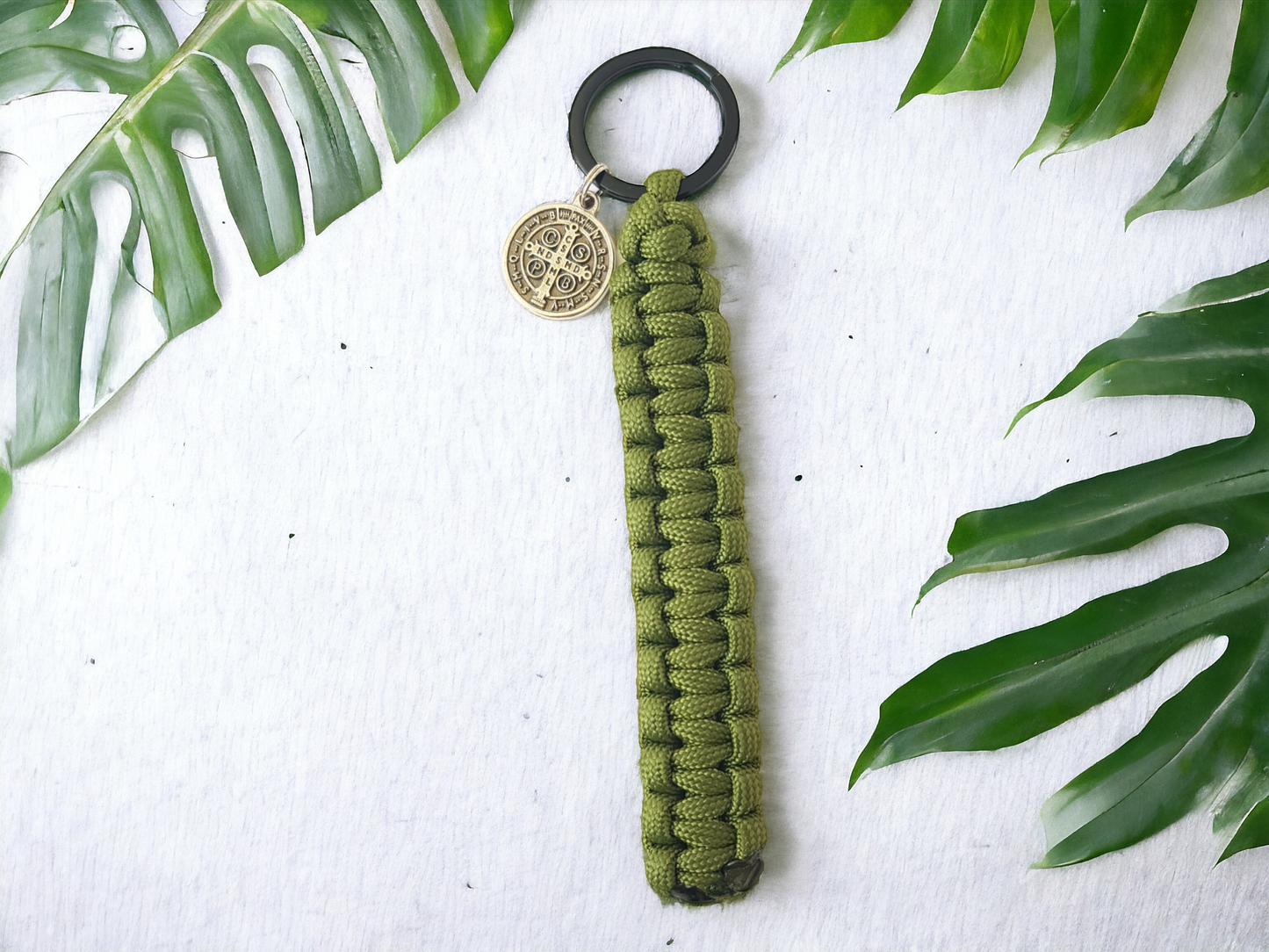 Paracord Schlüsselanhänger camouflage, olive, schwarz