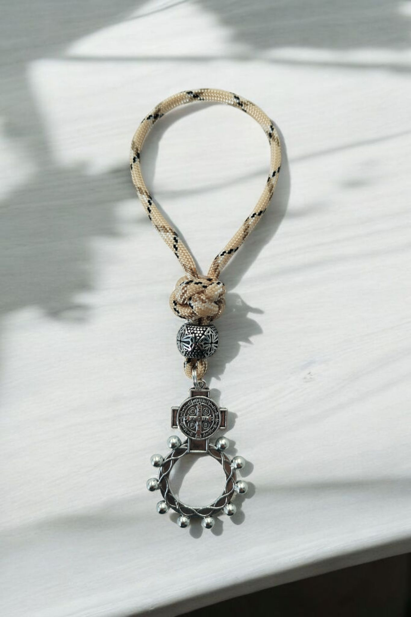Fingerrosenkranz mit Paracord
