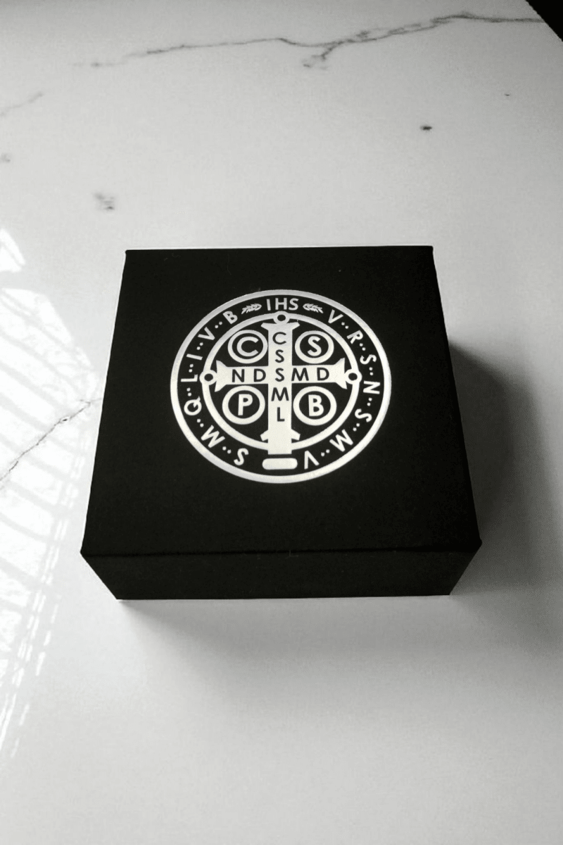 St. Benediktus Feuerzeug silber - MarcellusOnlineShop