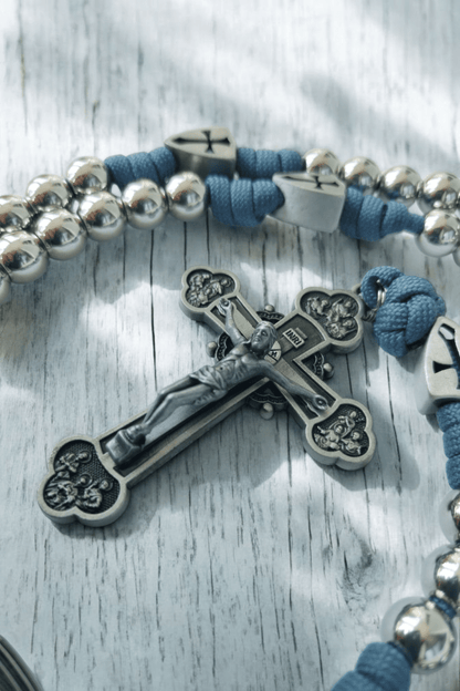 Quis ut Deus - Rosenkranz Paracord - MarcellusOnlineShop