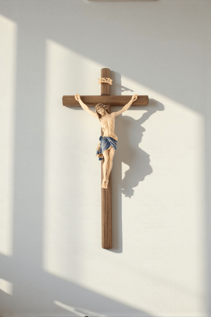 Wandkreuz Siena handgeschnitzt, Echtholz, 28cm - MarcellusOnlineShop
