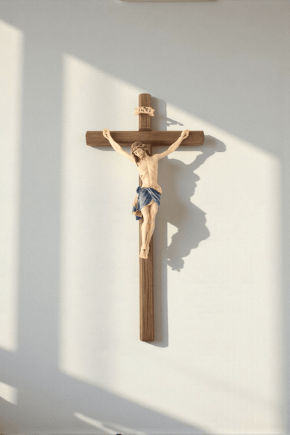 Wandkreuz Siena handgeschnitzt, Echtholz, 28cm - MarcellusOnlineShop