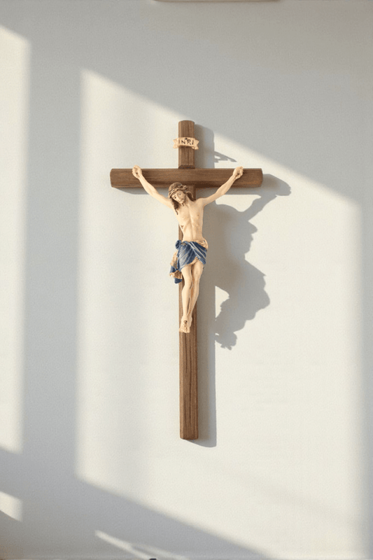 Wandkreuz Siena handgeschnitzt, Echtholz, 28cm - MarcellusOnlineShop