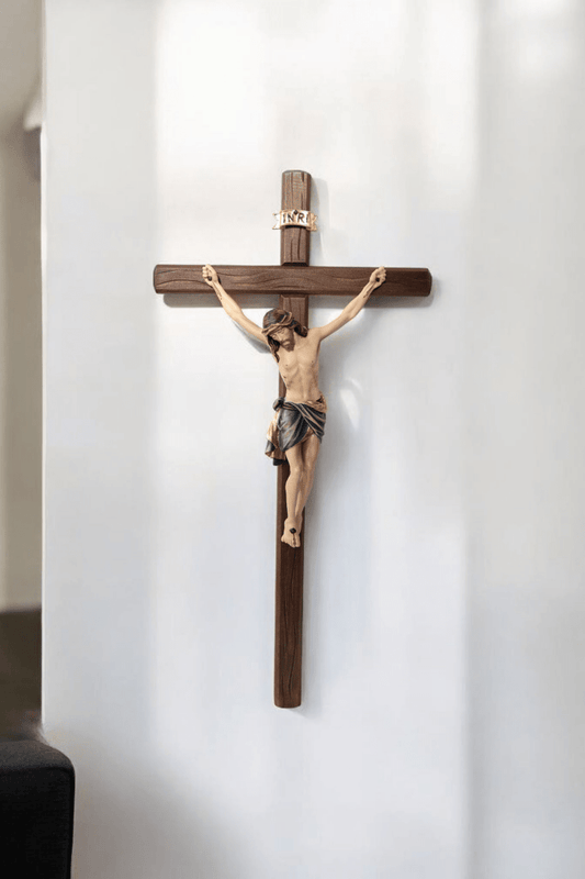 Wandkreuz Siena, handgeschnitzt, Echtholz, 47cm - MarcellusOnlineShop